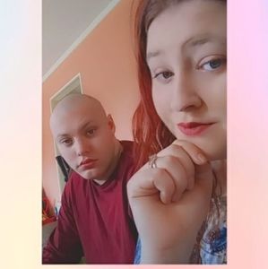 Meet your Posher, Nikia